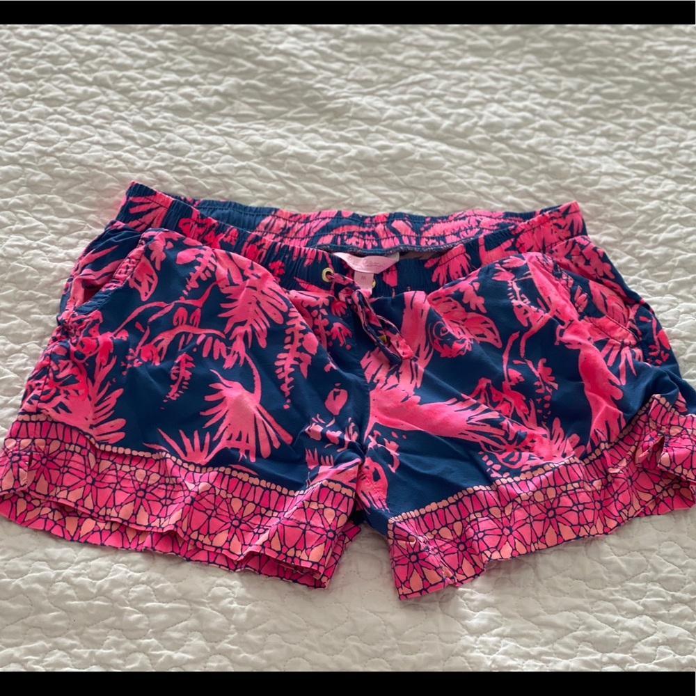 Lilly Pulitzer Sz M shorts GUC
